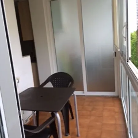 With 3 Bedrooms In Roses, With Wonderful Mountain View And T Apartment Roses